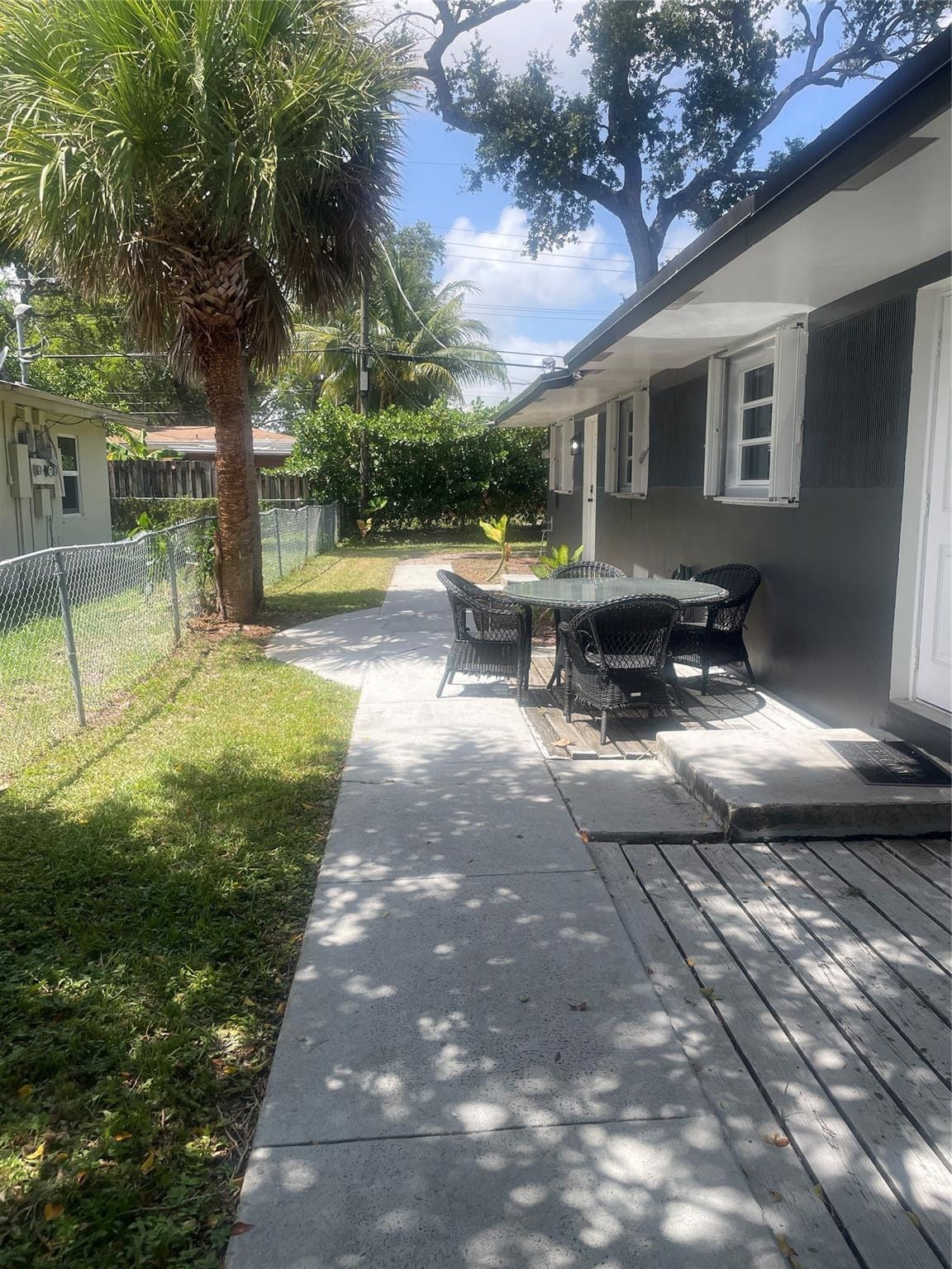 827 SW 29th Street — photo 3