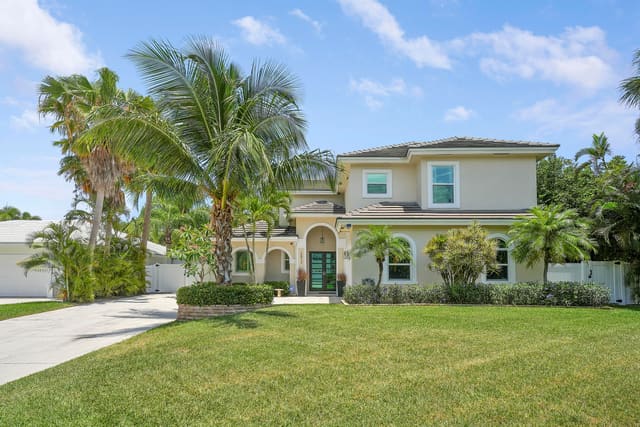 2873 N Miller Drive, sold in Waterway Manor, Palm Beach Gardens, FL