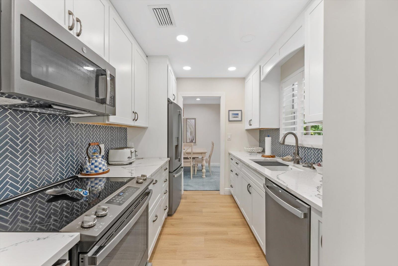 114 NE 11th Street — photo 12