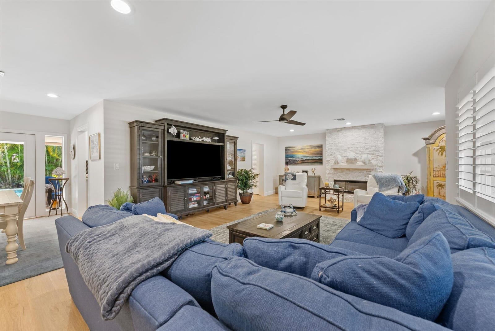 114 NE 11th Street — photo 6