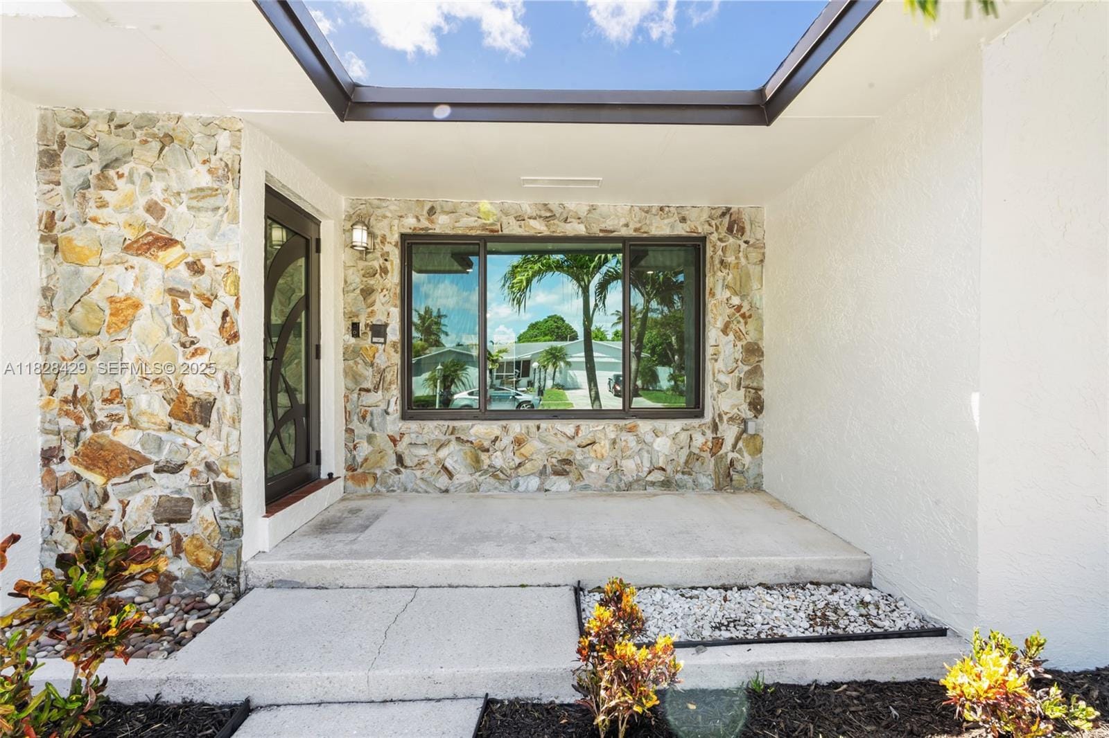 20175 SW 89th Court, Cutler Bay, FL 33189 photo 4