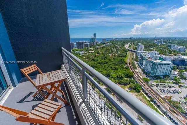 60 SW 13th Street 3203, sold in Infinity At Brickell Cond, Miami, FL