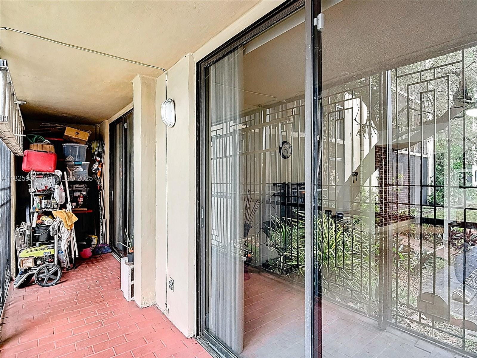 8635 NW 8th Street 103, Miami, FL 33126 photo 23