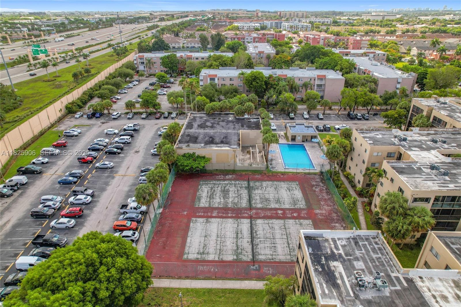 8635 NW 8th Street 103, Miami, FL 33126 photo 24
