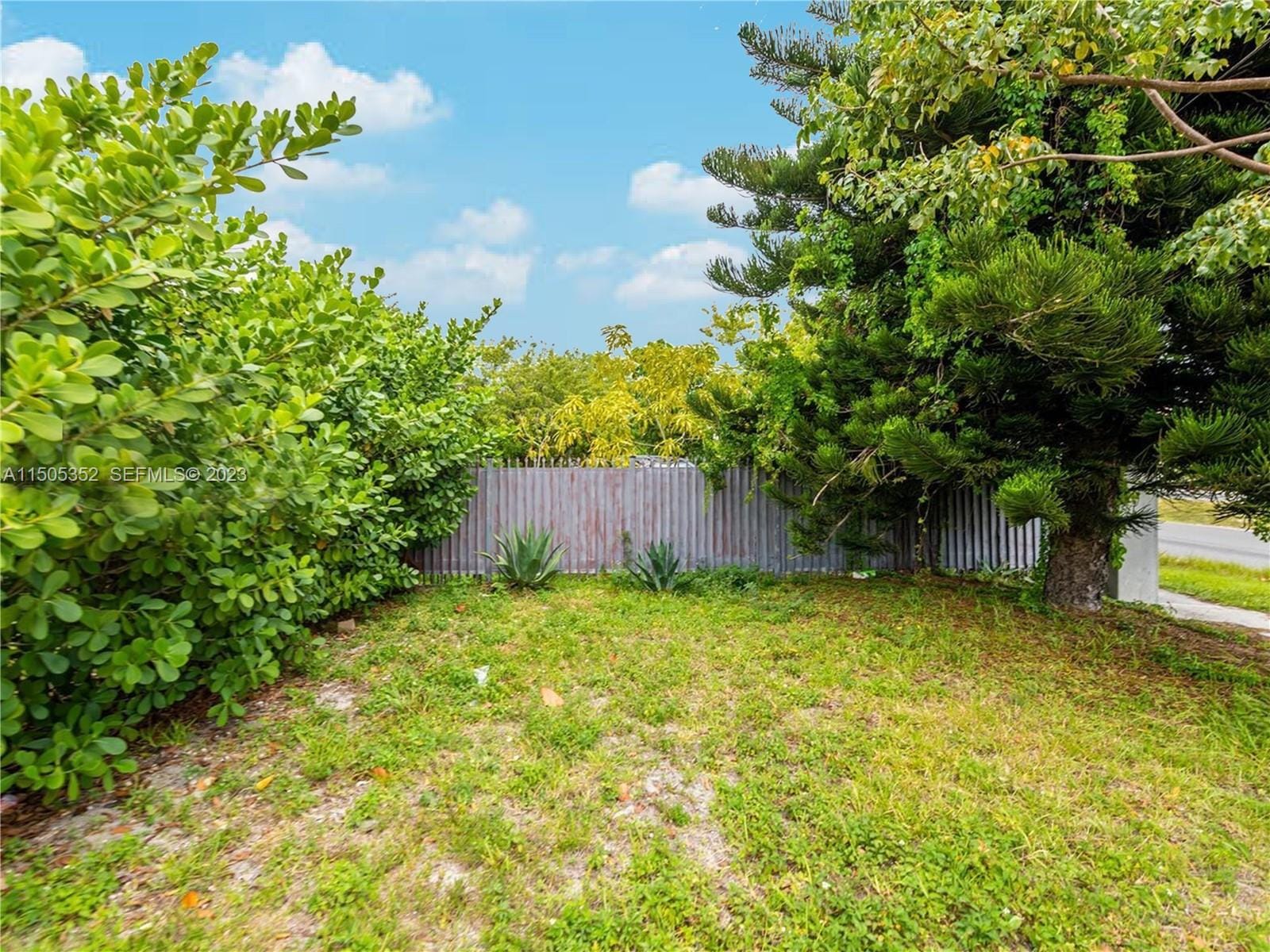 400 1st Street, Dania Beach, FL 33004 photo 3