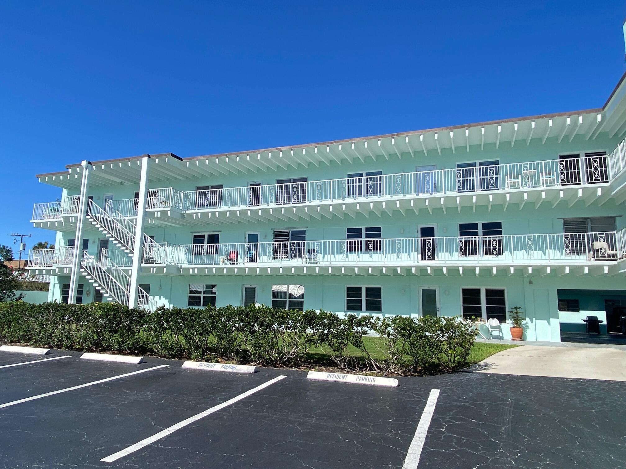 219 Lakeview 102 Avenue 102, Lantana, FL 33462, Lantana
