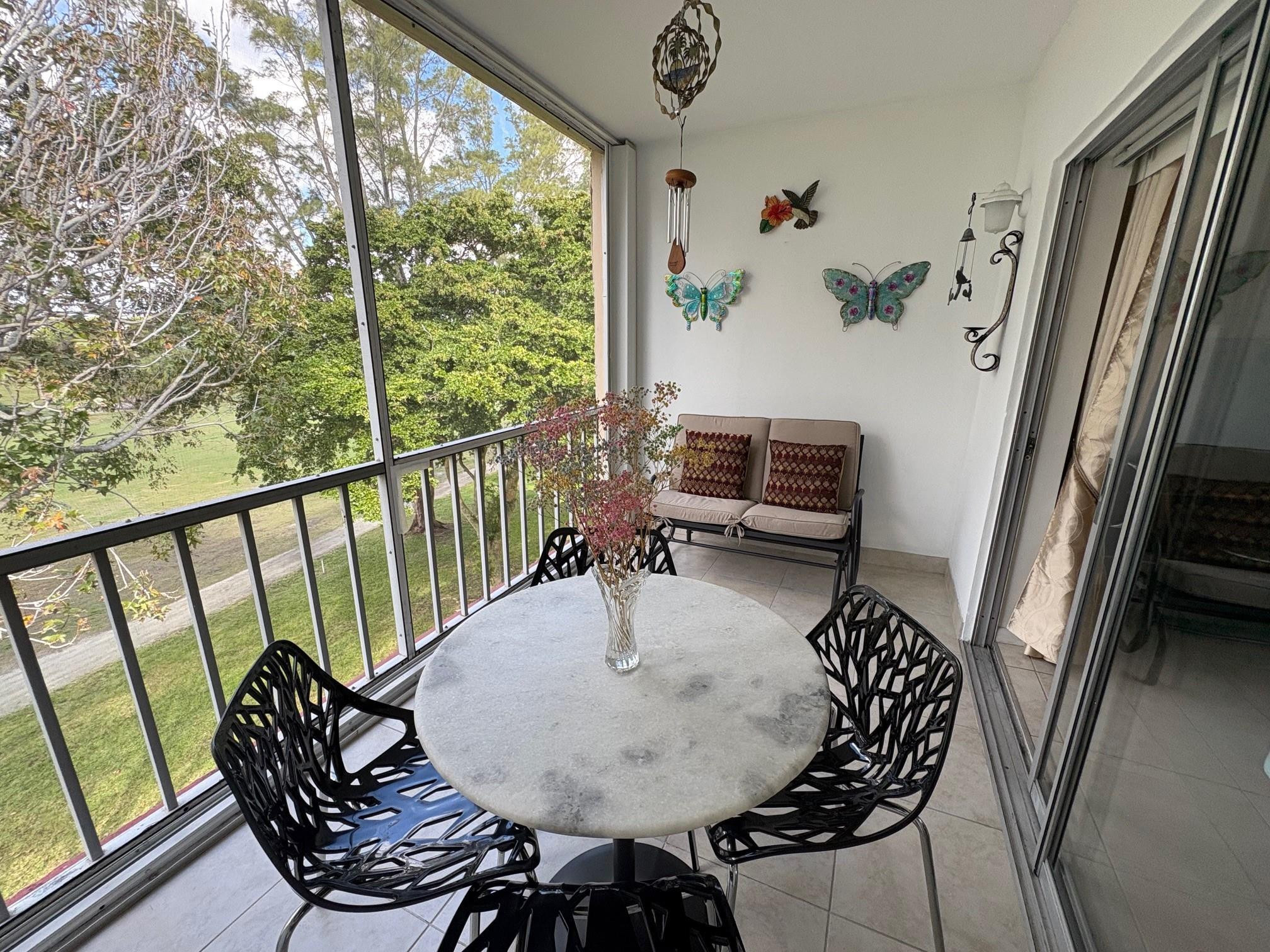 1055 Country Club Drive 404 — photo 11