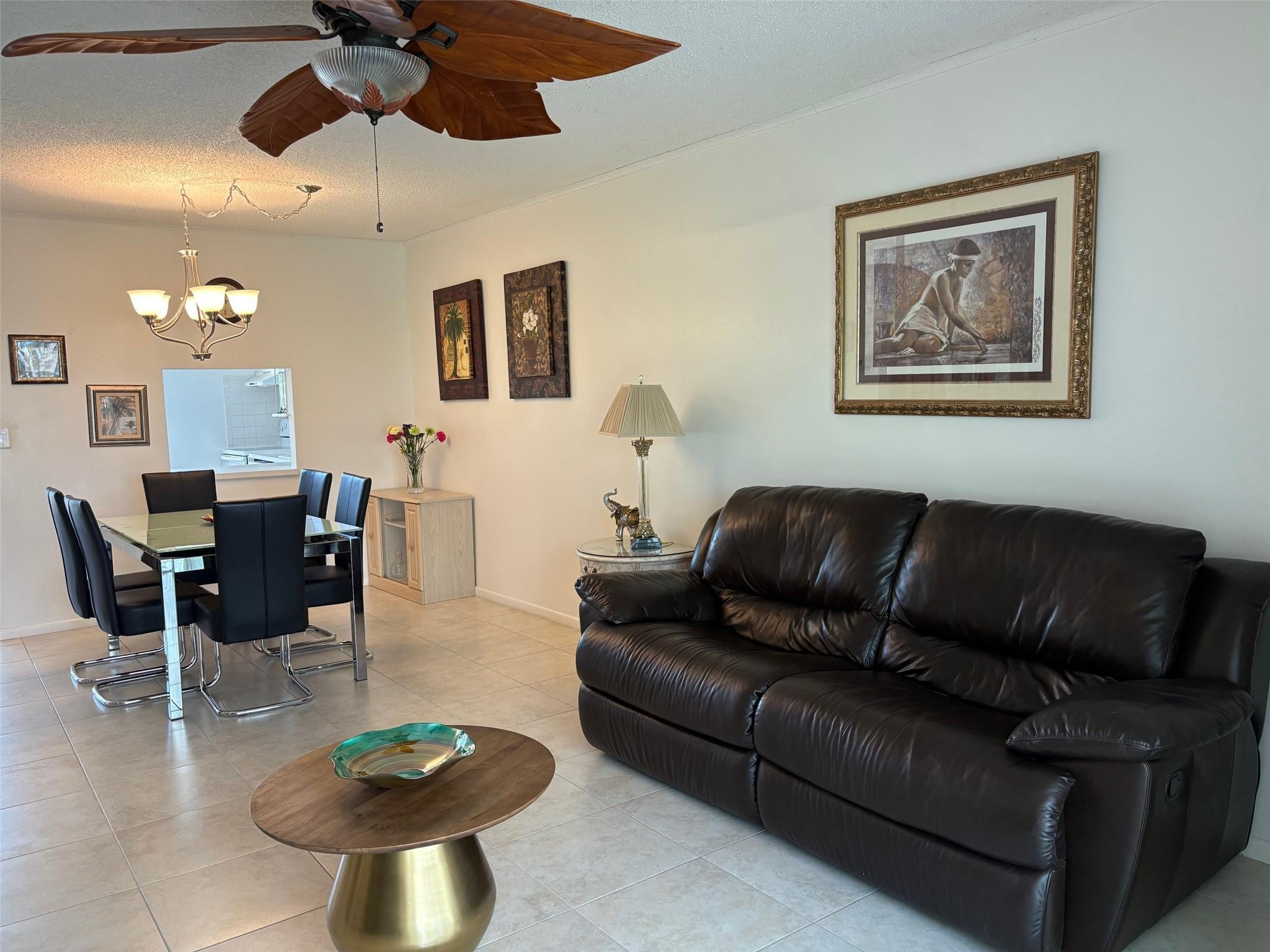 1055 Country Club Drive 404 — photo 9