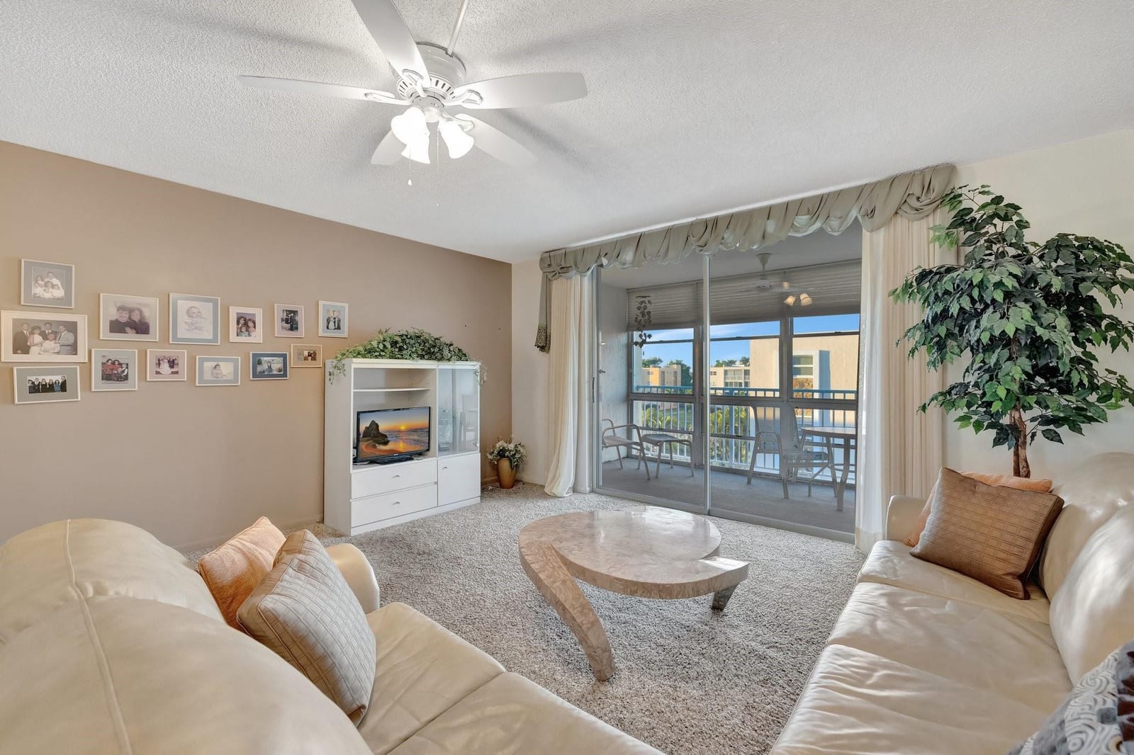 205 SE 11th Terrace 405 — photo 8