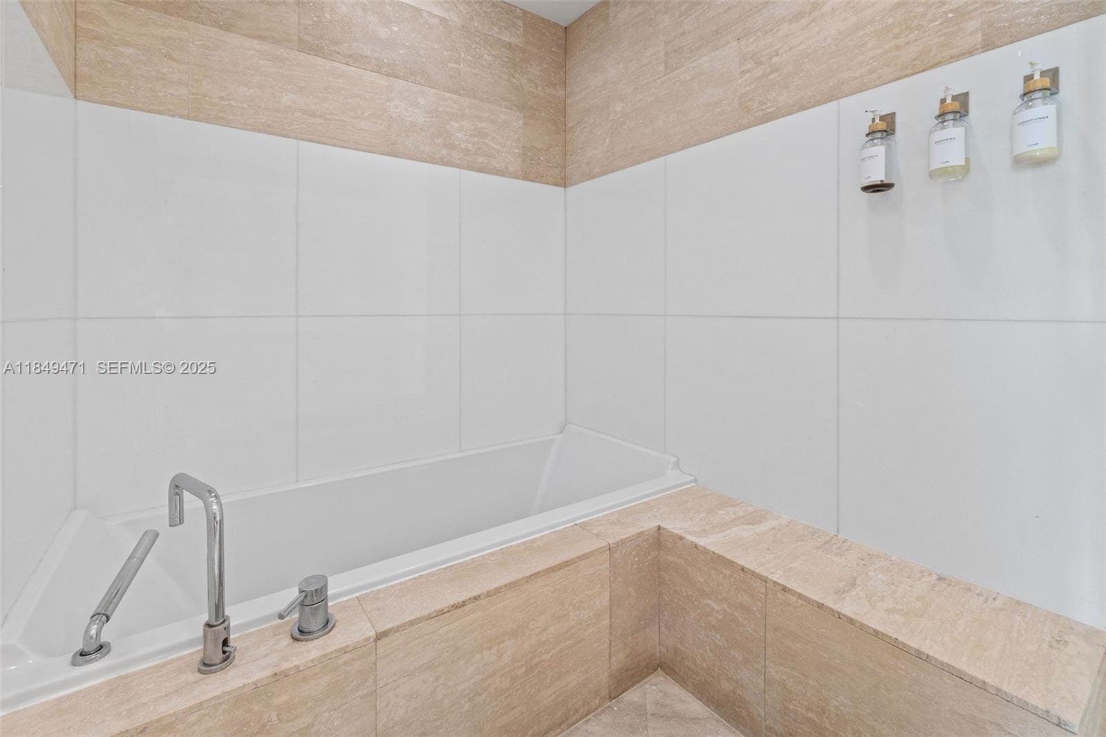 1445 16th Street 602, Miami Beach, FL 33139 photo 29