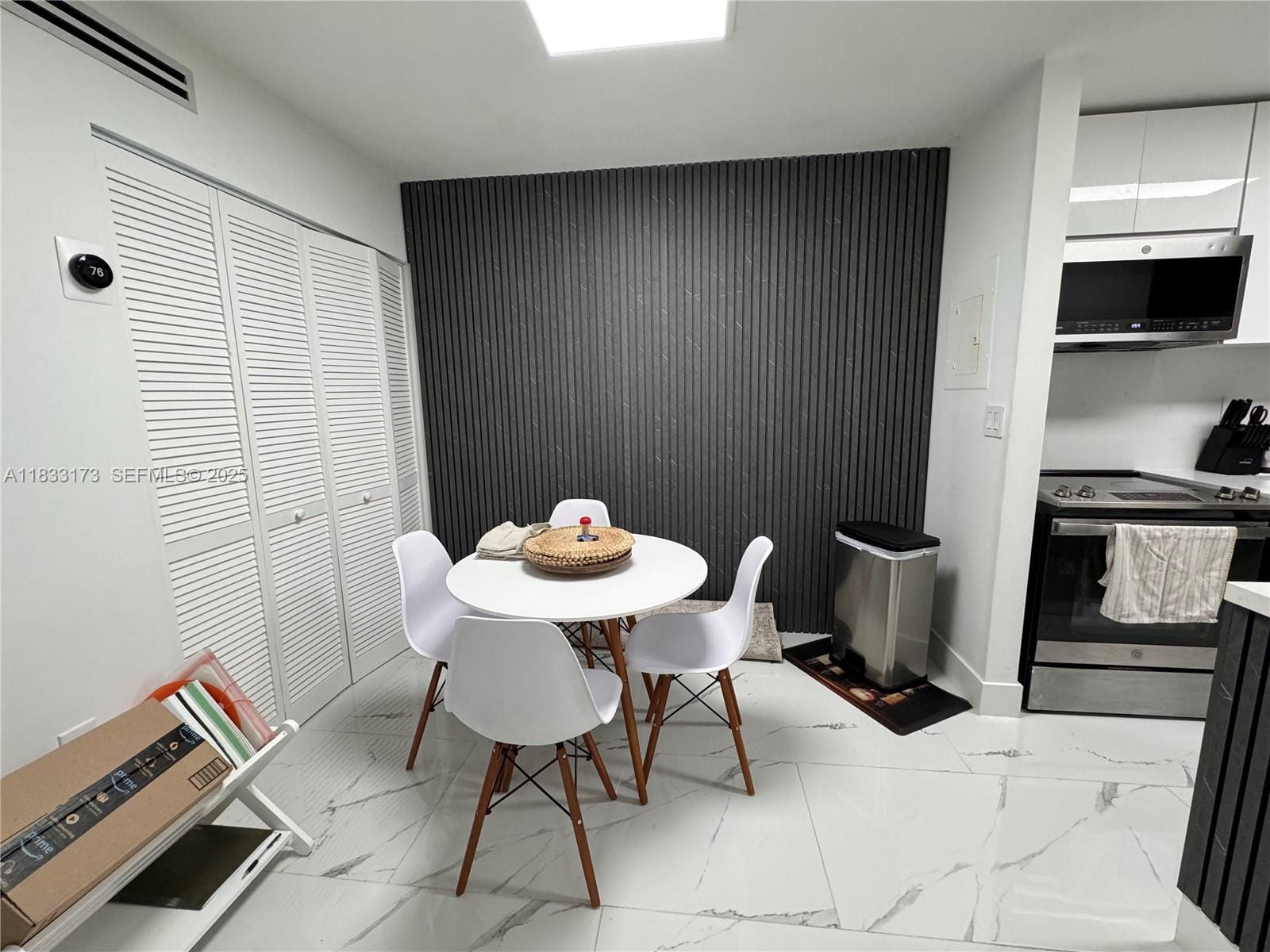 7135 NW 179th Street 211, Hialeah, FL 33015 photo 16