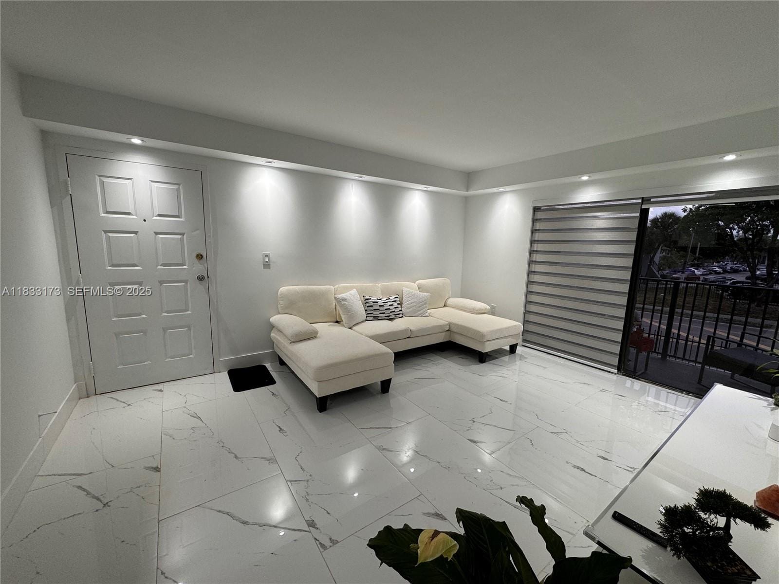 7135 NW 179th Street 211, Hialeah, FL 33015 photo 8