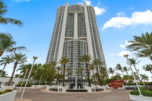 18201 Collins Avenue SPA201, Sunny Isles Beach, FL 33160