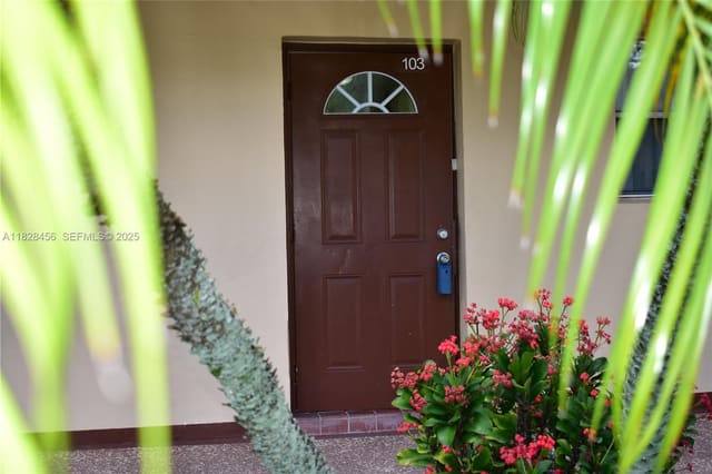 2801 N Pine Island Road 103, sold in Sunrise Lakes 72 Condo, Sunrise, FL