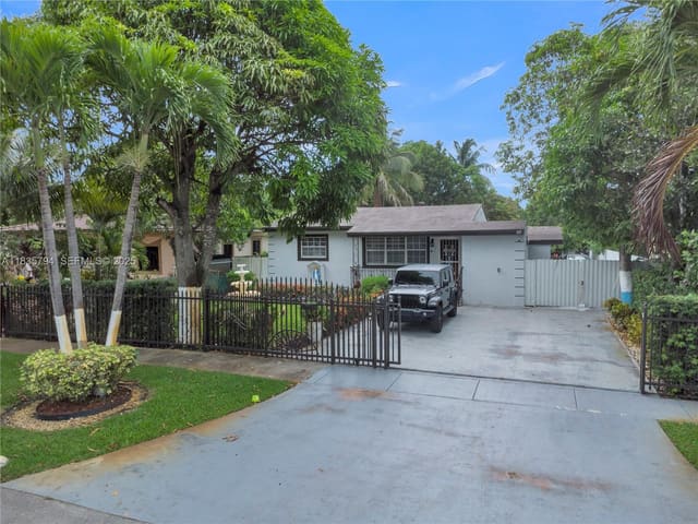 1340 NW 128th Street, sold in Breezy Heights 1st Addn, North Miami, FL