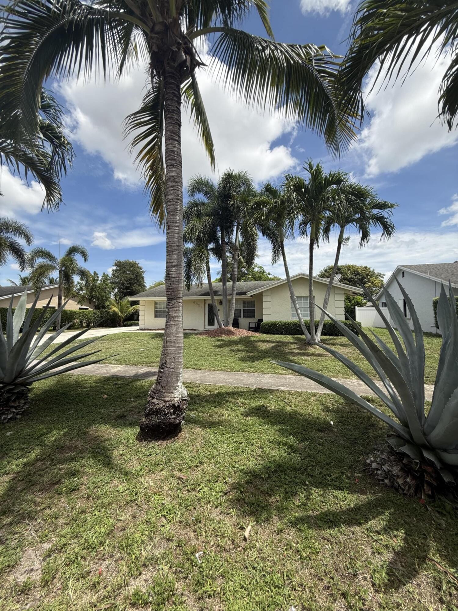 4821 Poseidon Place, Lake Worth, FL 33463