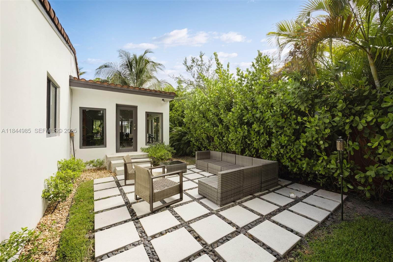 1080 NE 86th, Miami, FL 33138 photo 7