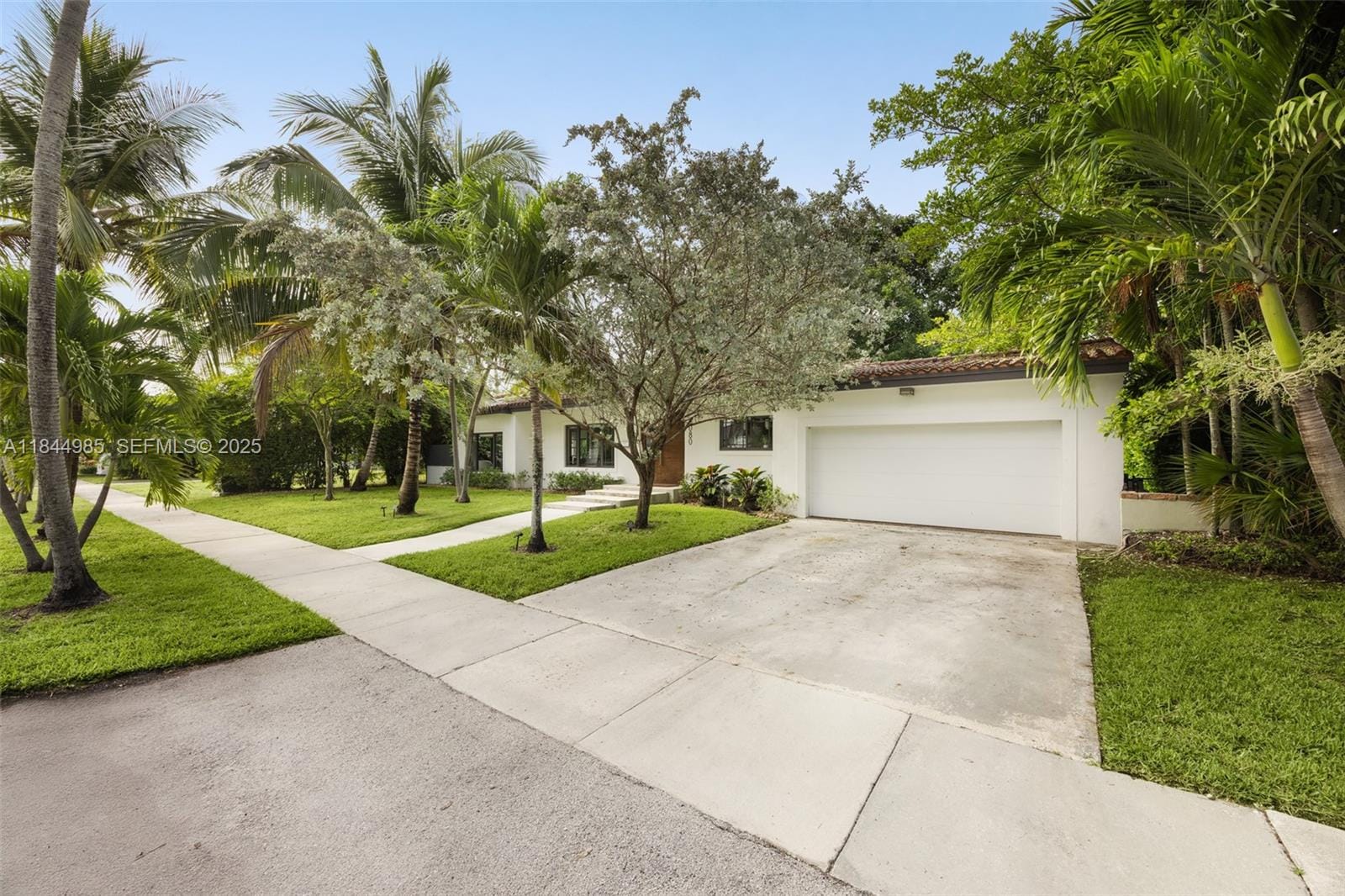 1080 NE 86th, Miami, FL 33138 photo 8