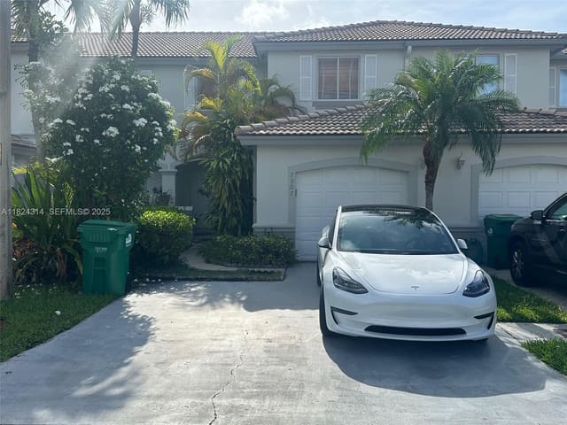 7307 SW 162nd Place, Miami, FL 33193