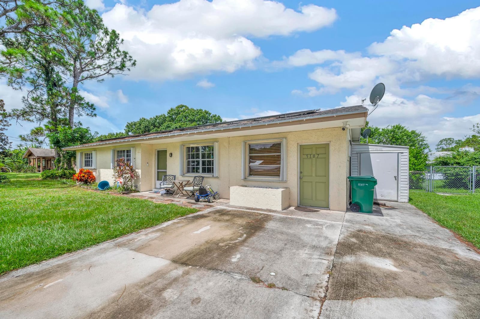 5107 Palm Drive, Fort Pierce, FL 34982 photo 1