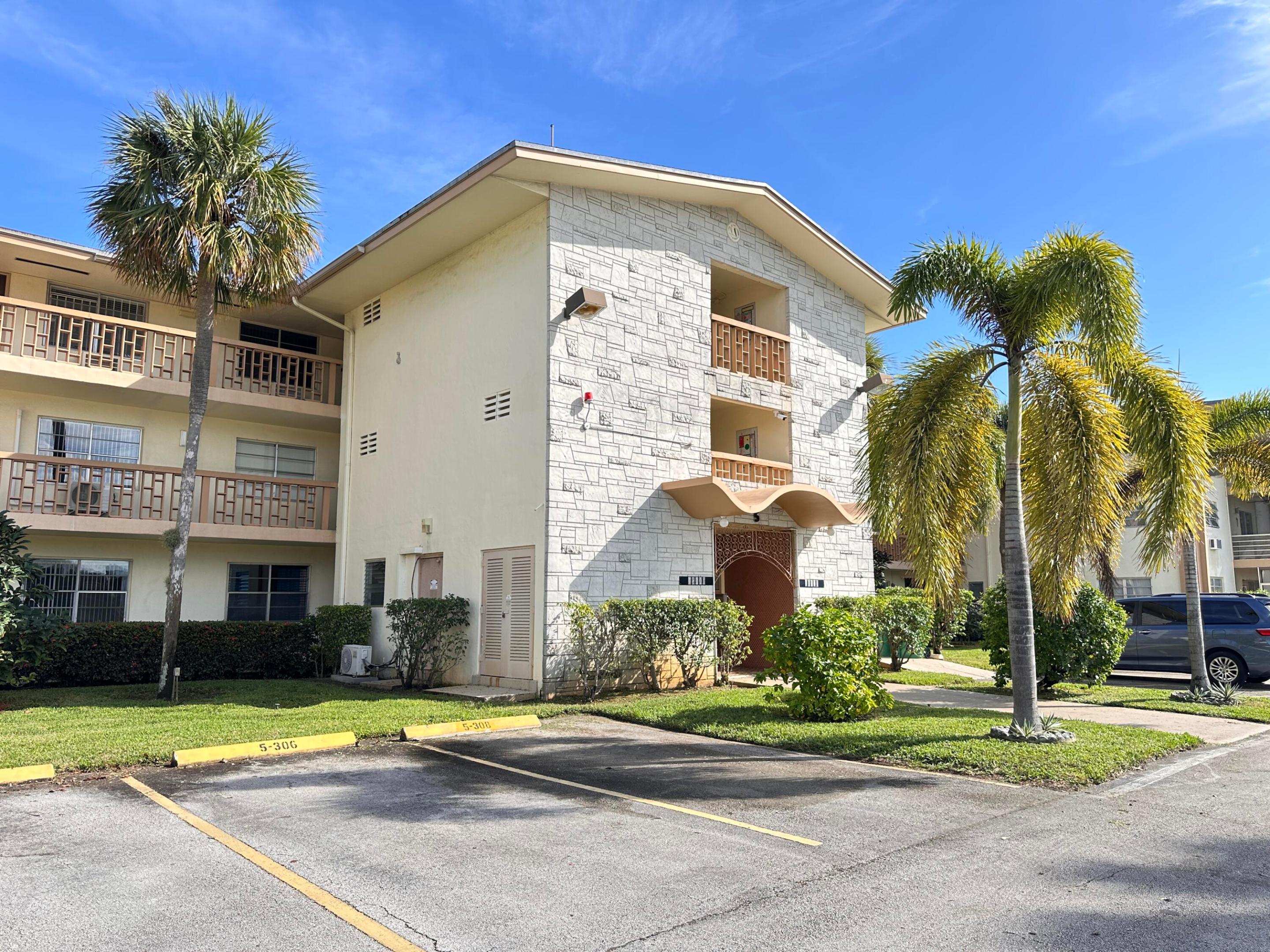17001 NE 13th Avenue 205, Miami, FL 33162, Miami