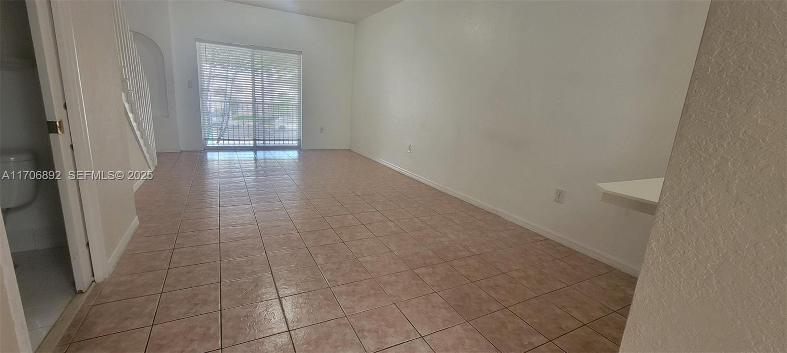 5660 NW 115th Court 204, Doral, FL 33178 photo 2