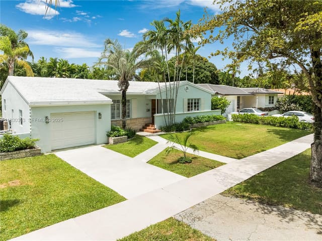 431 Gerona Avenue, sold in C Gab Riviera Sec 10, Coral Gables, FL