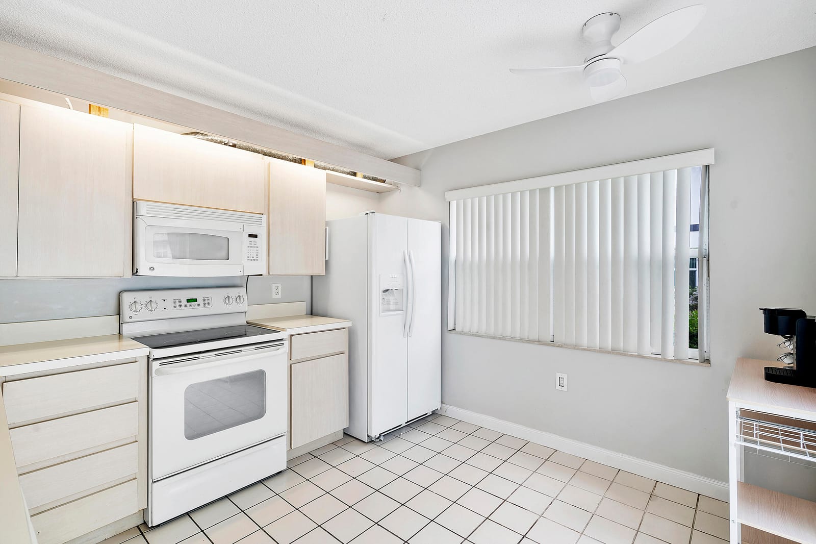 3 Amherst Court C, Royal Palm Beach, FL 33411 photo 11