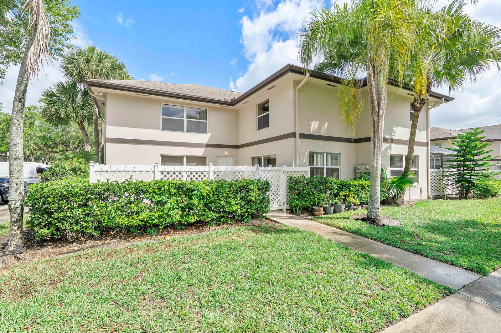 3 Amherst Court C, Royal Palm Beach, FL 33411