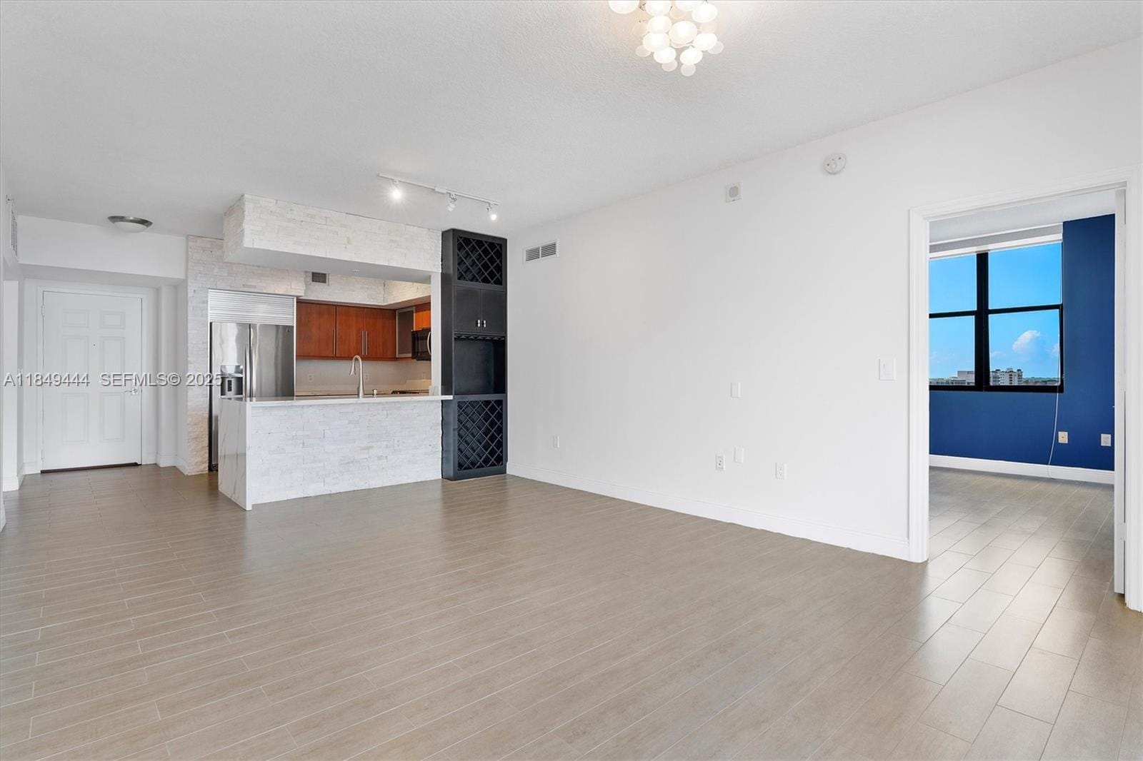 888 S Douglas Road 1415, Coral Gables, FL 33134 photo 6
