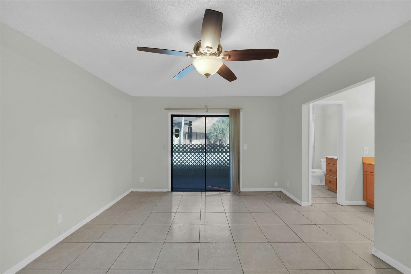 6194 Pine Tree Lane B, Tamarac, FL 33319 photo 13