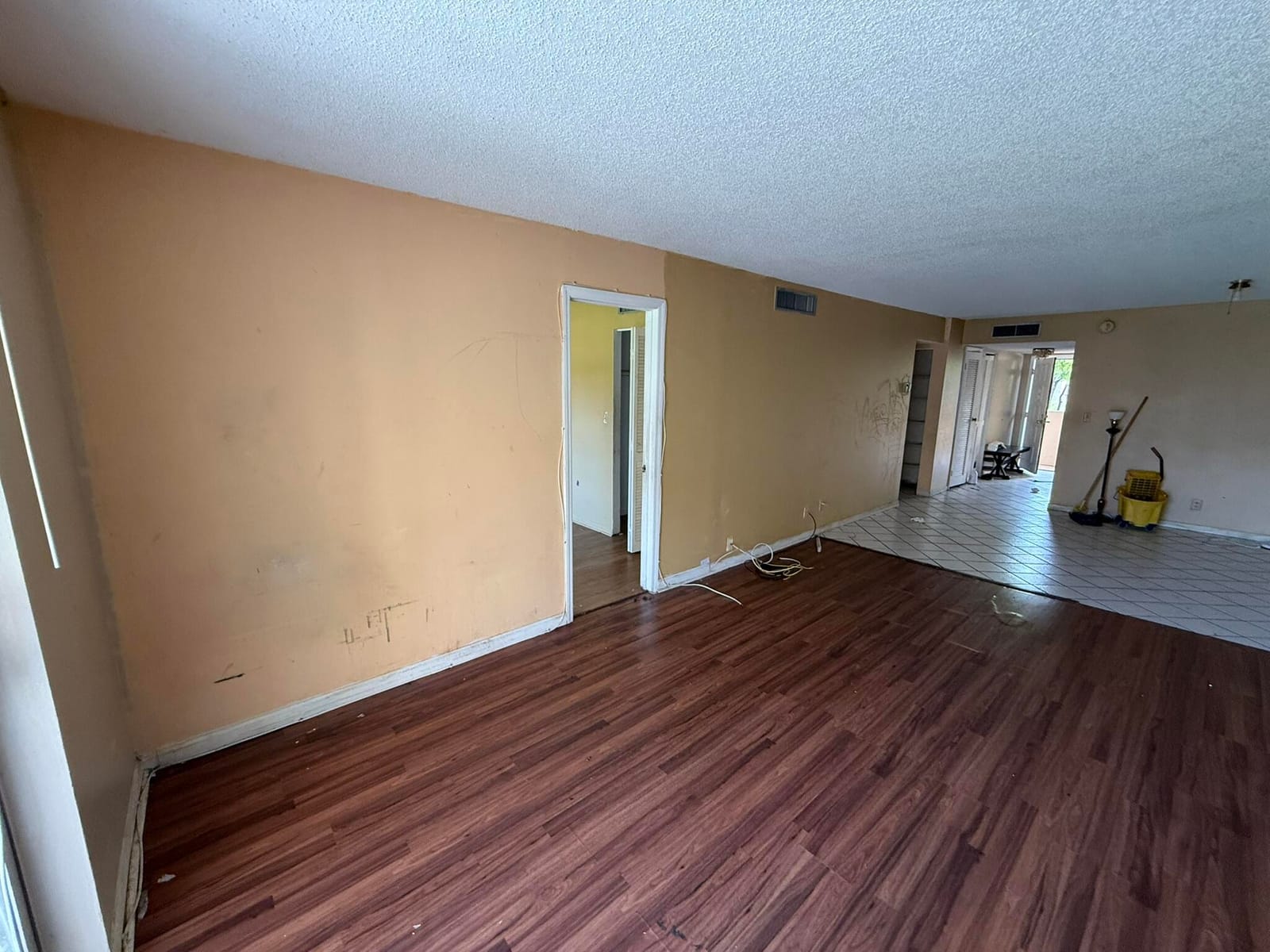 6300 S Falls Circle Drive 312 — photo 2