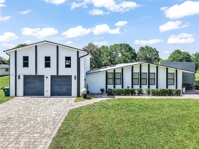 17101 SW 48th Street, Southwest Ranches, FL 33331