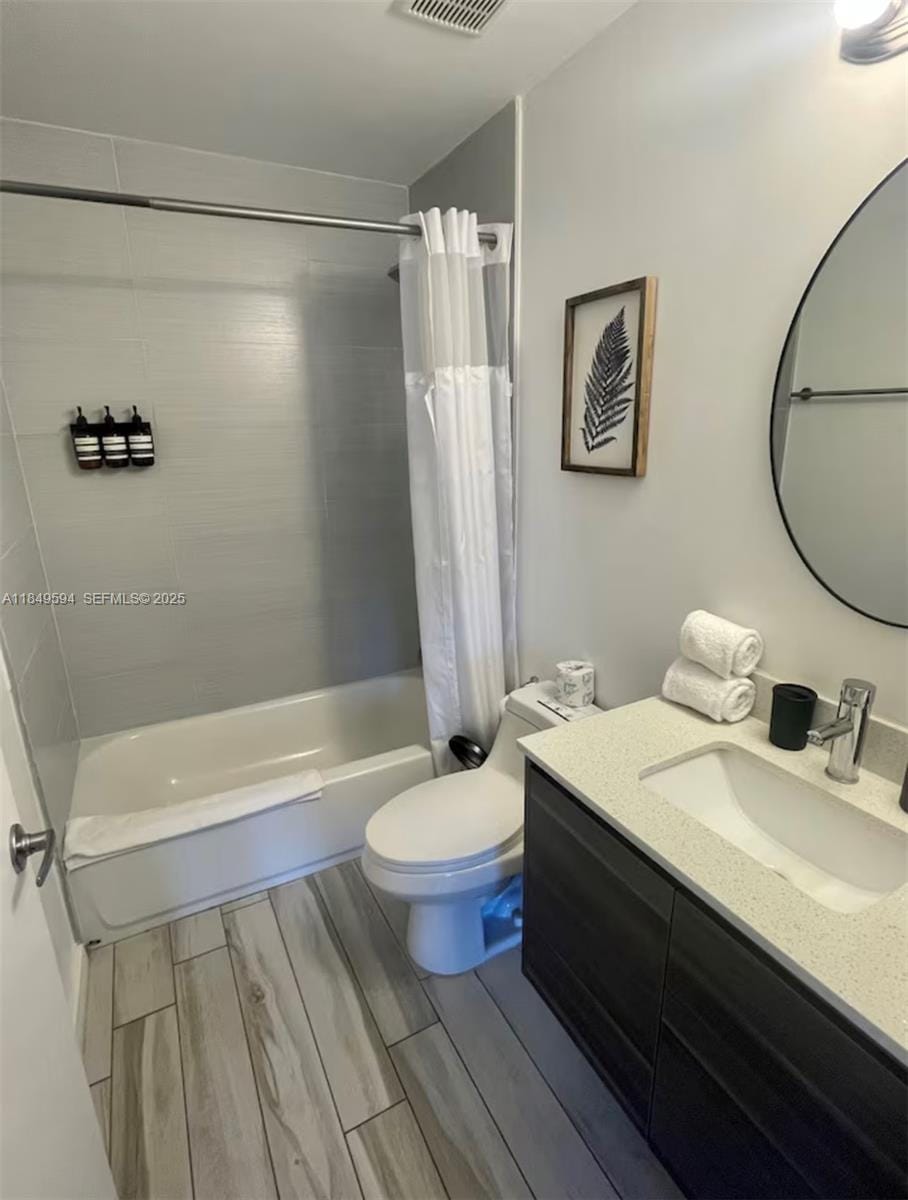 481 NE 29th Street 705 — photo 12