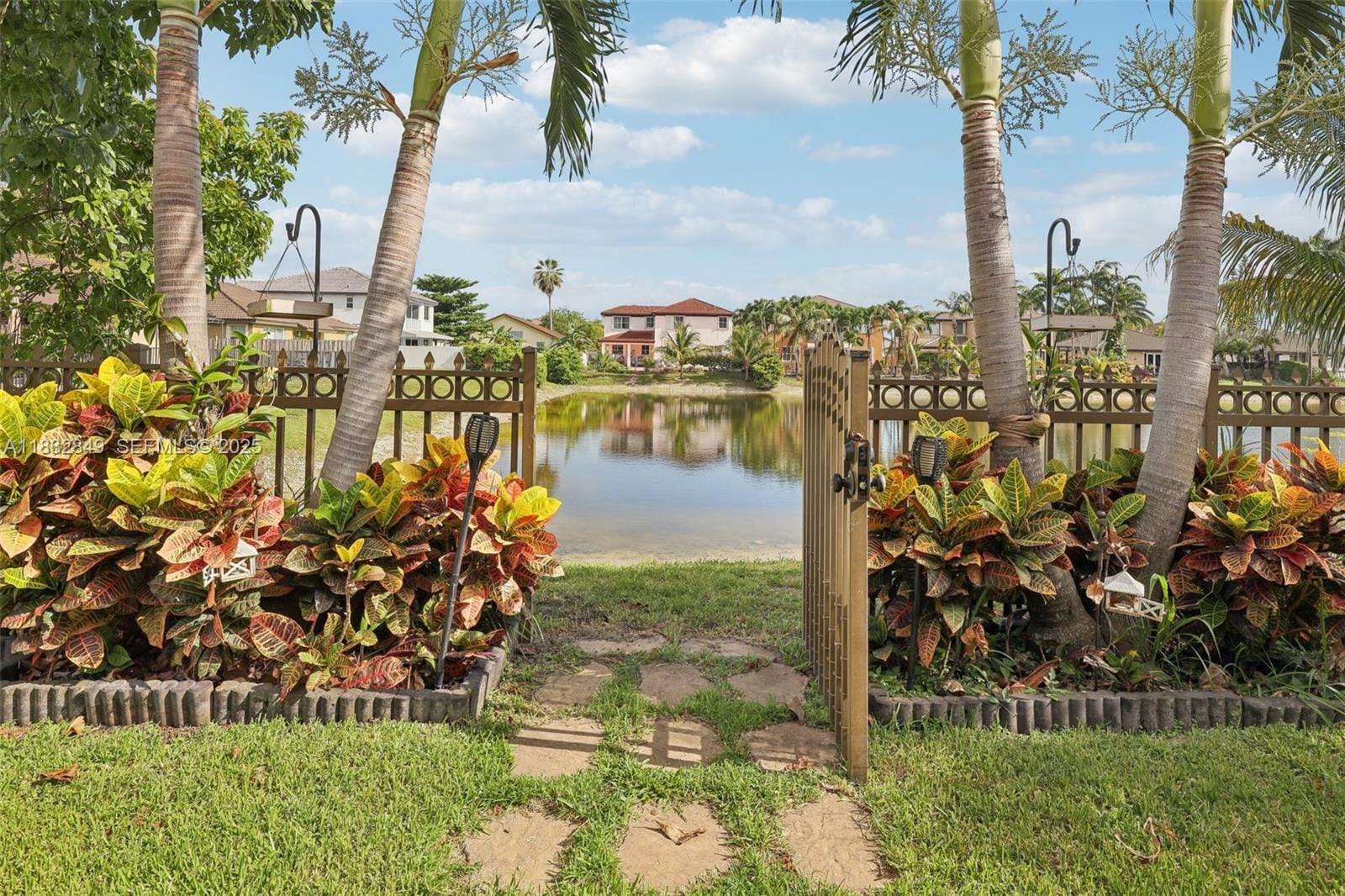 14842 SW 22nd Terrace, Miami, FL 33185 photo 2