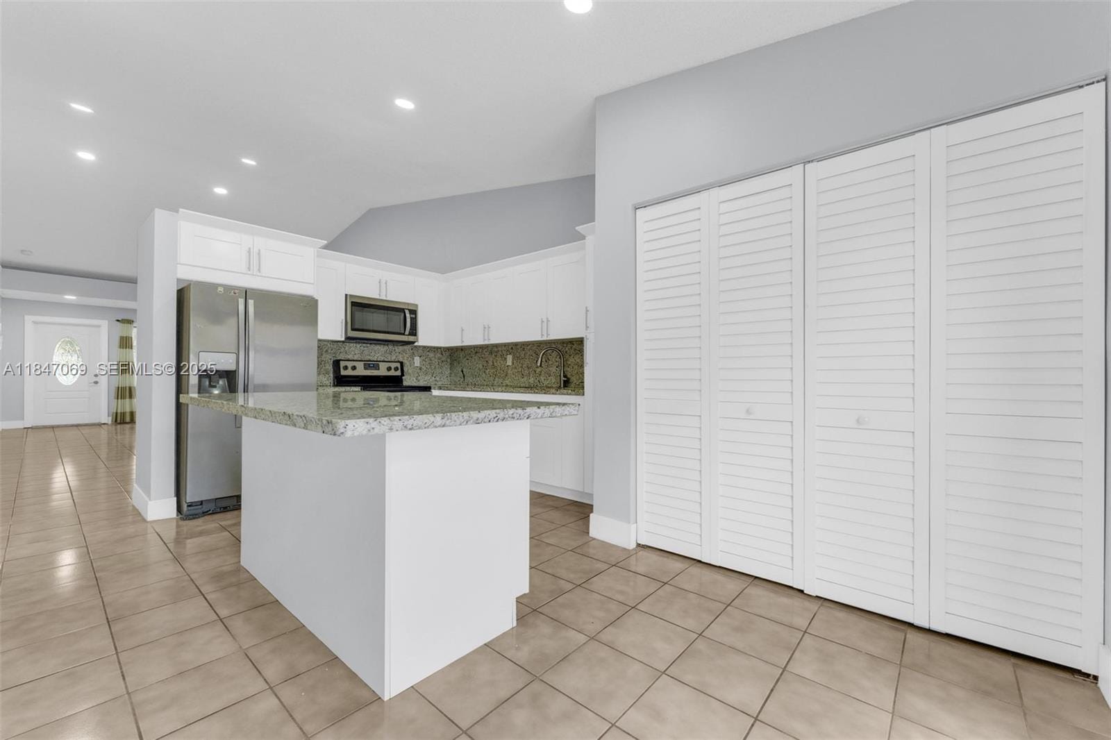 14711 SW 61st Terrace, Miami, FL 33193 photo 5