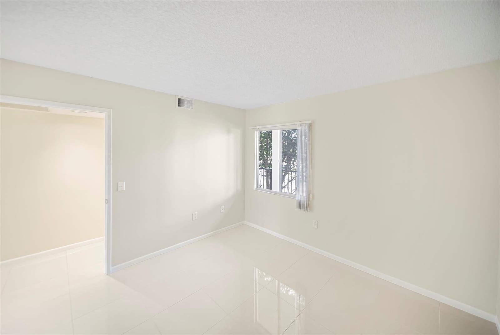 1601 SW 128th Terrace 202A, Pembroke Pines, FL 33027 photo 11