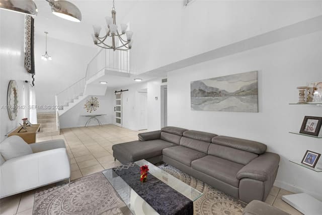 8500 SW 109th Avenue 6-112, sold in Courtyards At Kendall, Miami, FL
