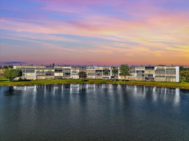 2083 Guildford E, sold in Guildford At Century Village Condo, Boca Raton, FL