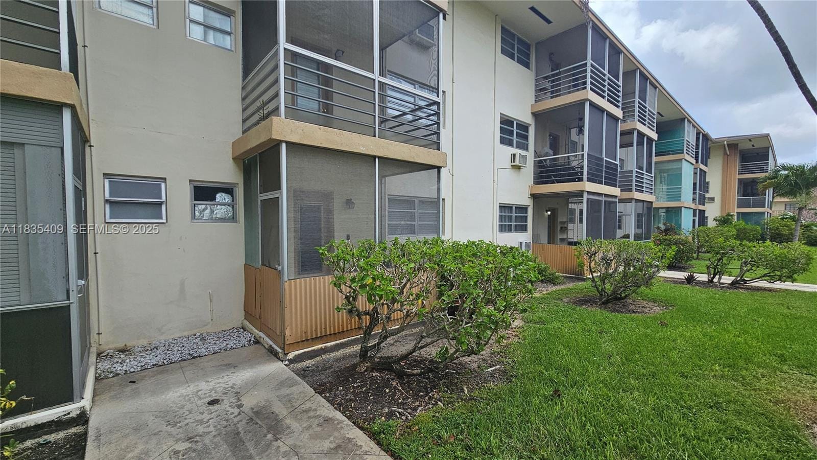 17000 NE 14th Avenue 109 — photo 10