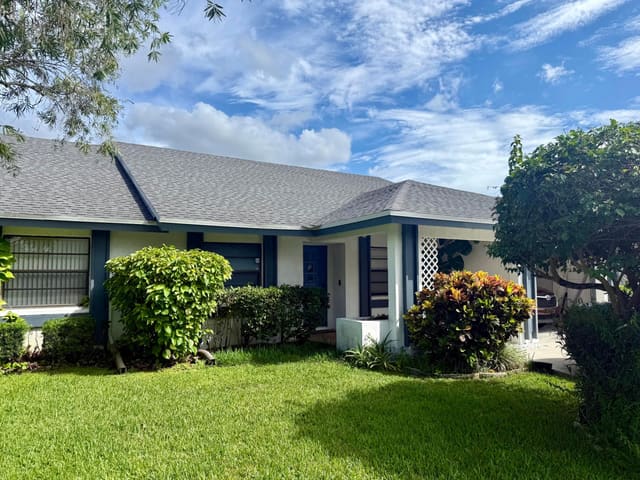 12048 Suellen Circle, sold in Channing Villas Of Wellington, Wellington, FL