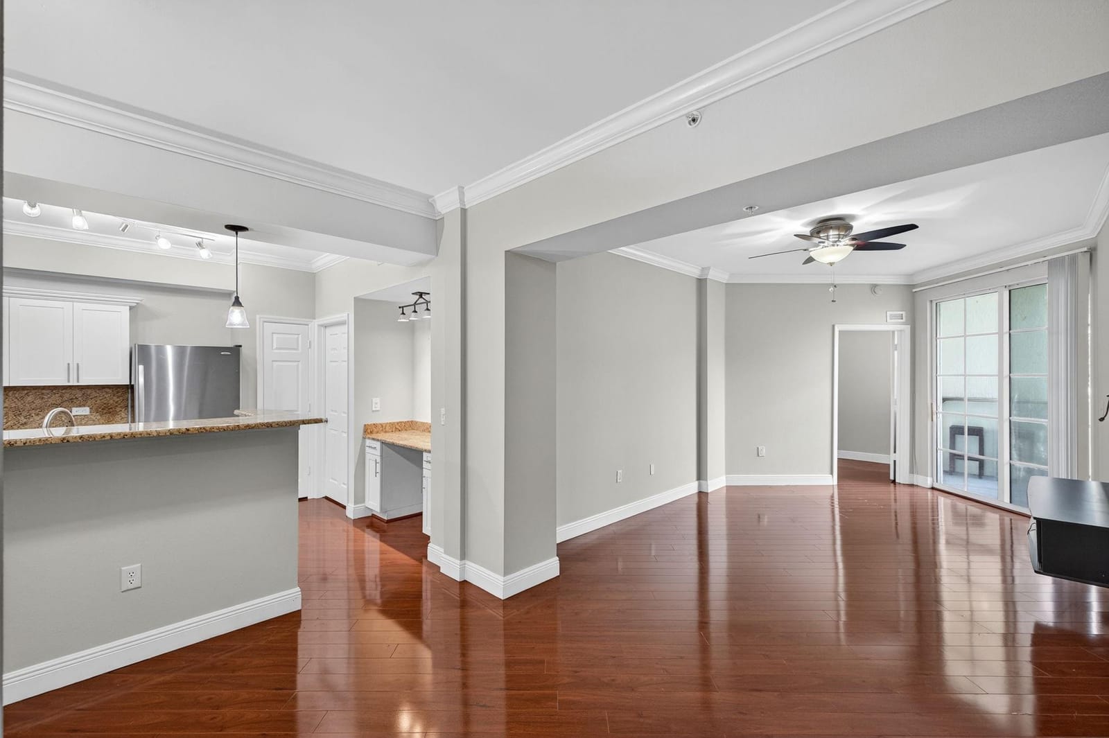 533 NE 3rd Avenue 405, Fort Lauderdale, FL 33301