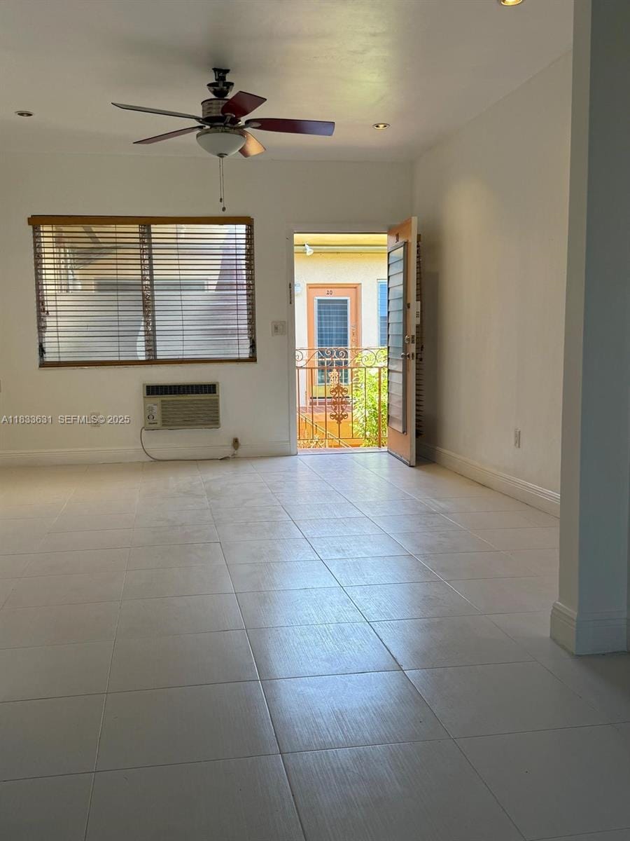 1050 Pennsylvania 24, Miami Beach, FL 33139 photo 15