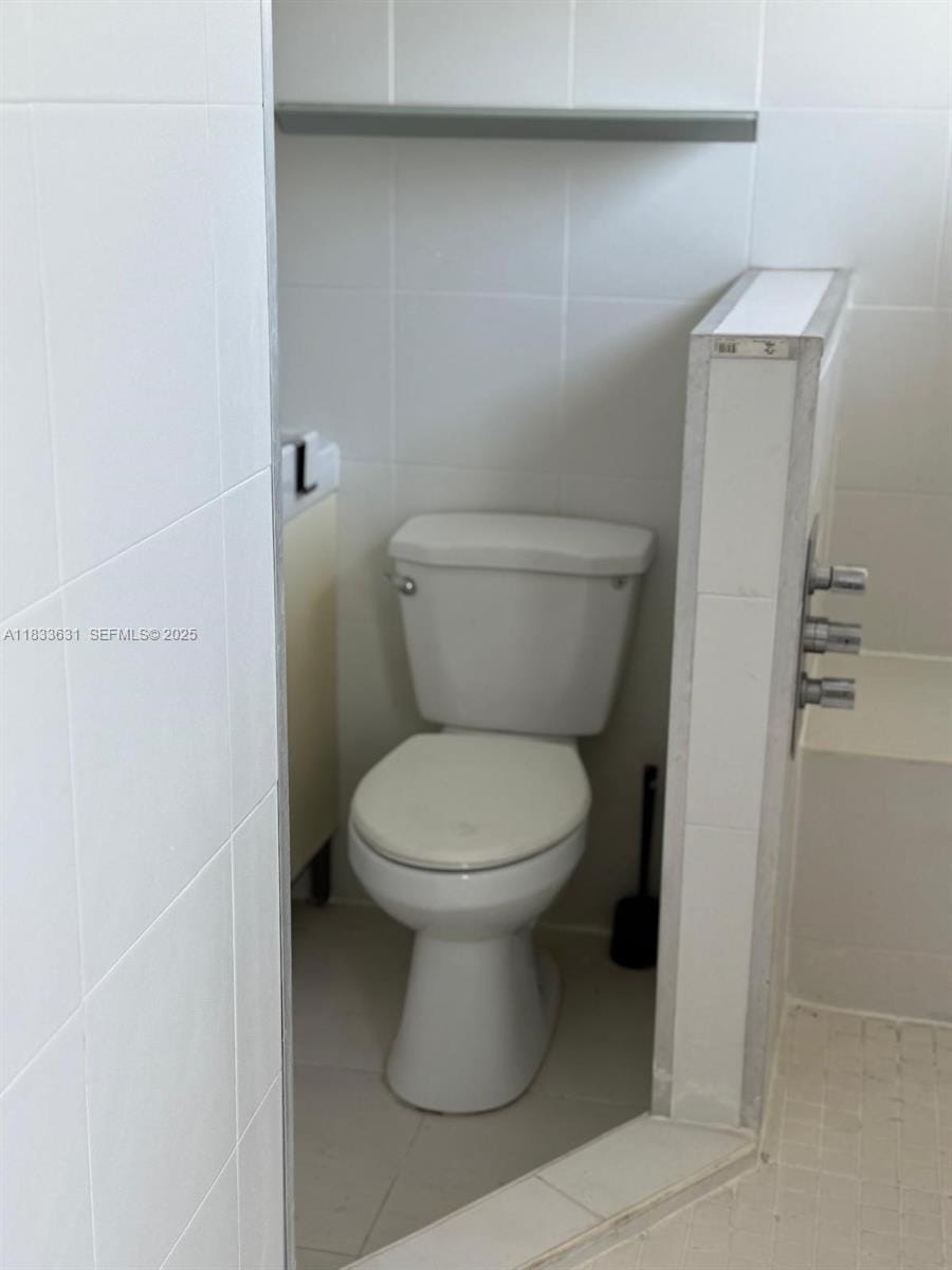 1050 Pennsylvania 24, Miami Beach, FL 33139 photo 26