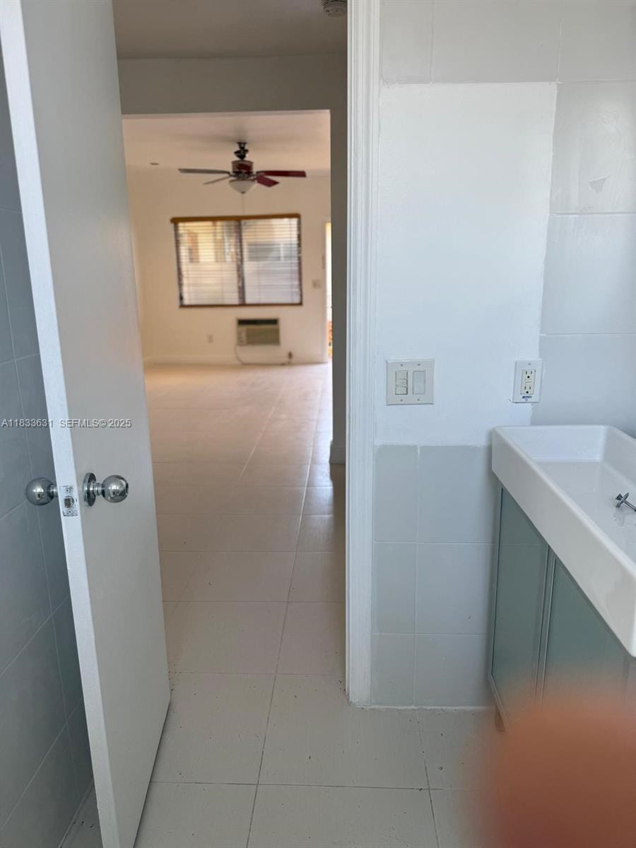 1050 Pennsylvania 24, Miami Beach, FL 33139 photo 27