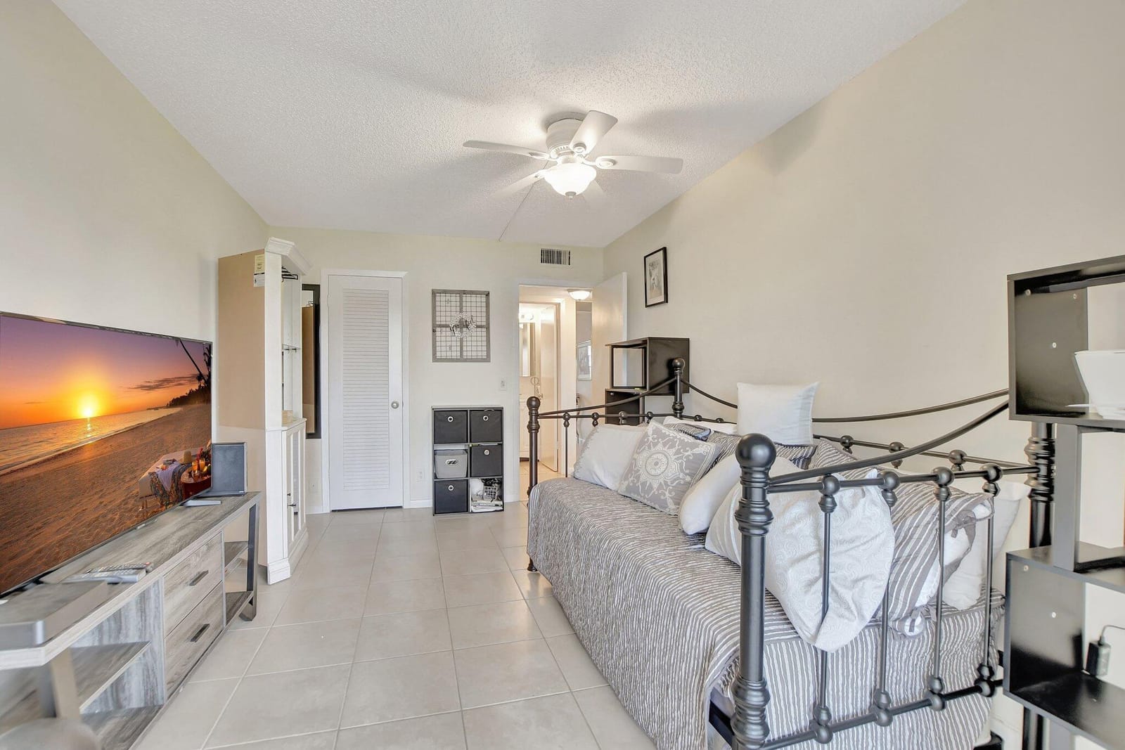 1081 Exeter E, Boca Raton, FL 33434 photo 19