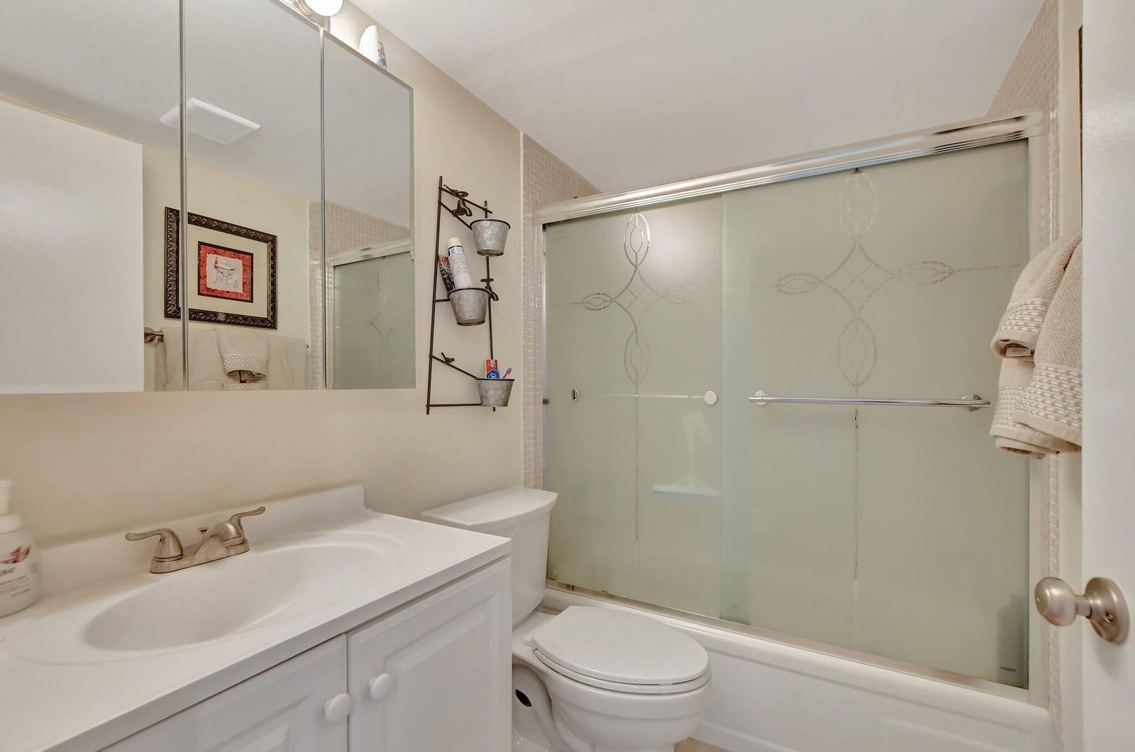 1081 Exeter E, Boca Raton, FL 33434 photo 8