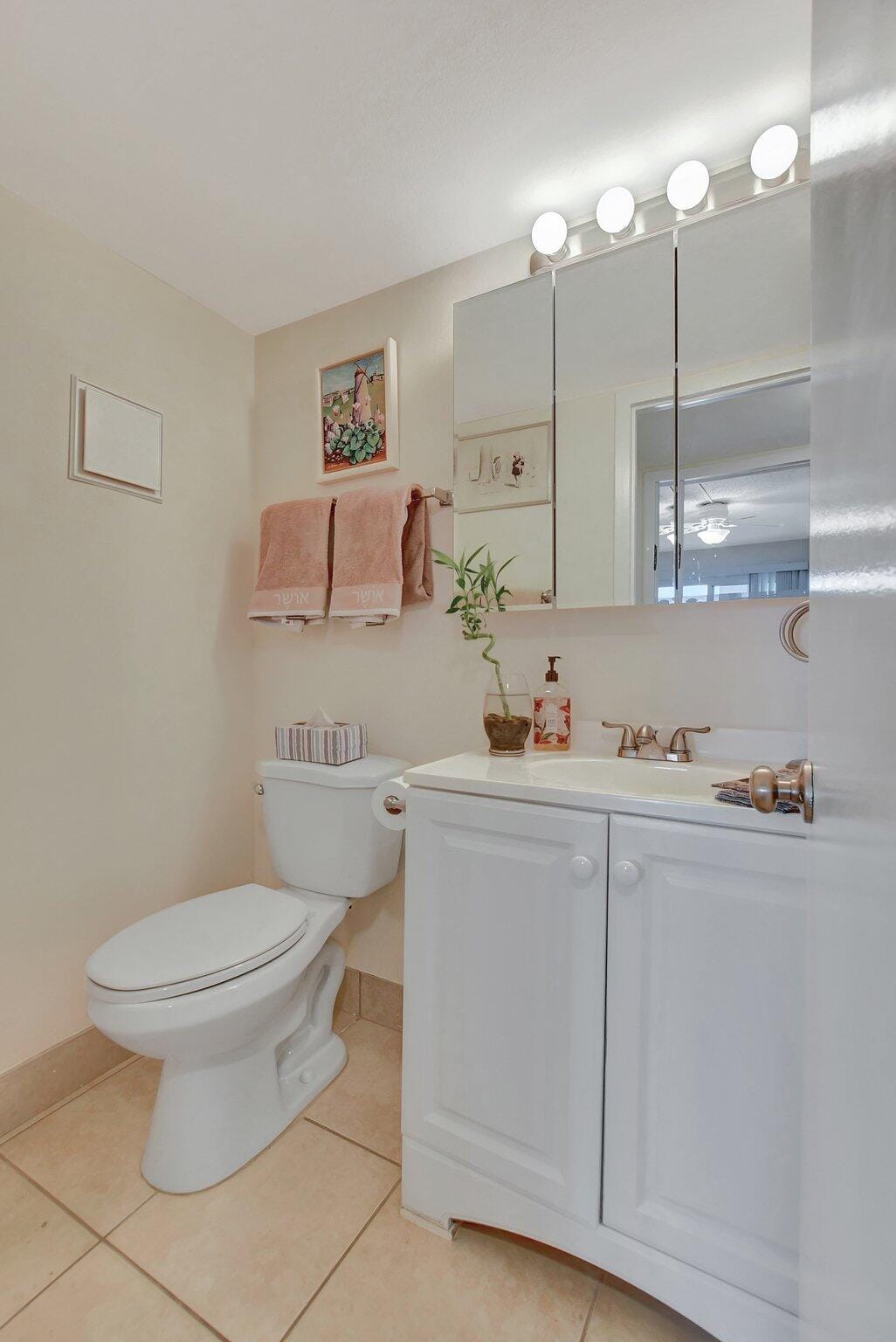 1081 Exeter E, Boca Raton, FL 33434 photo 10