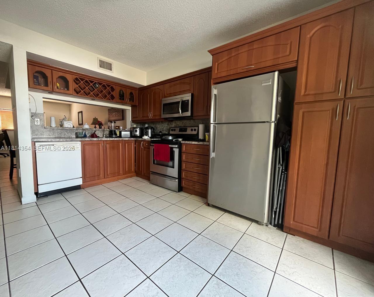 14901 SW 82nd Terrace 1207, Miami, FL 33193, Miami