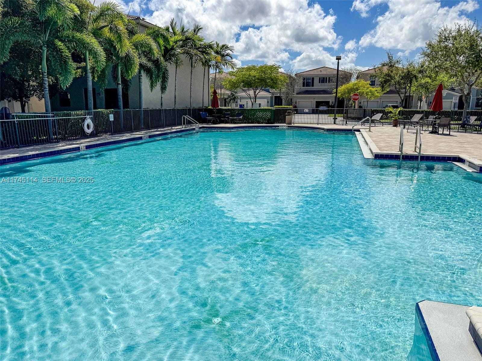 686 NE 191st Terrace, Miami, FL 33179 photo 30